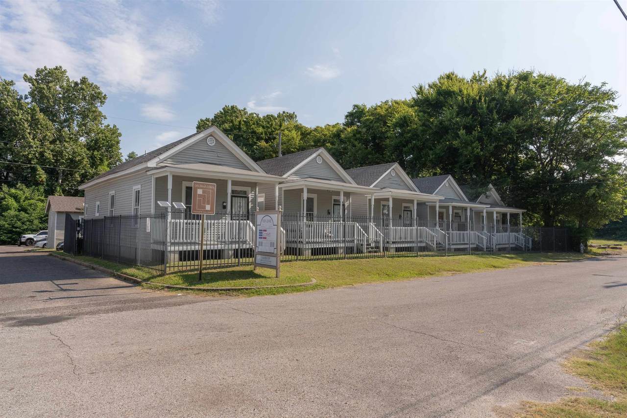 1044 Delmar Ave - Photo 1