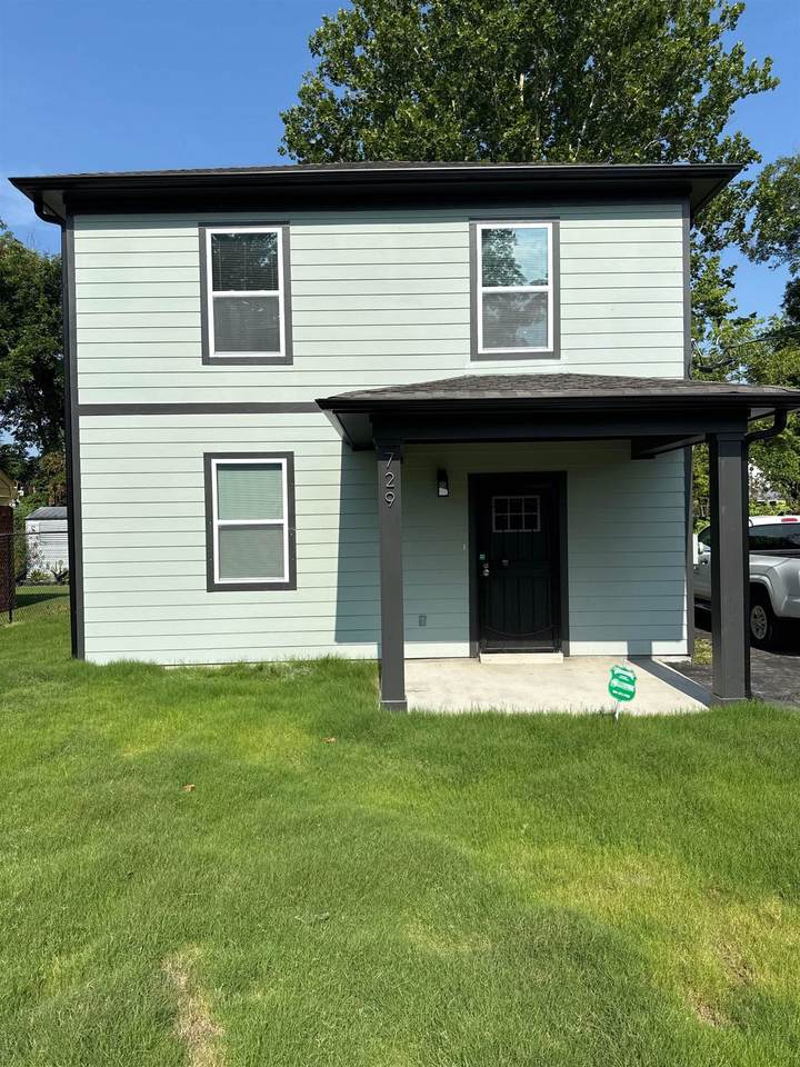 729 Dunlap St - Photo 1