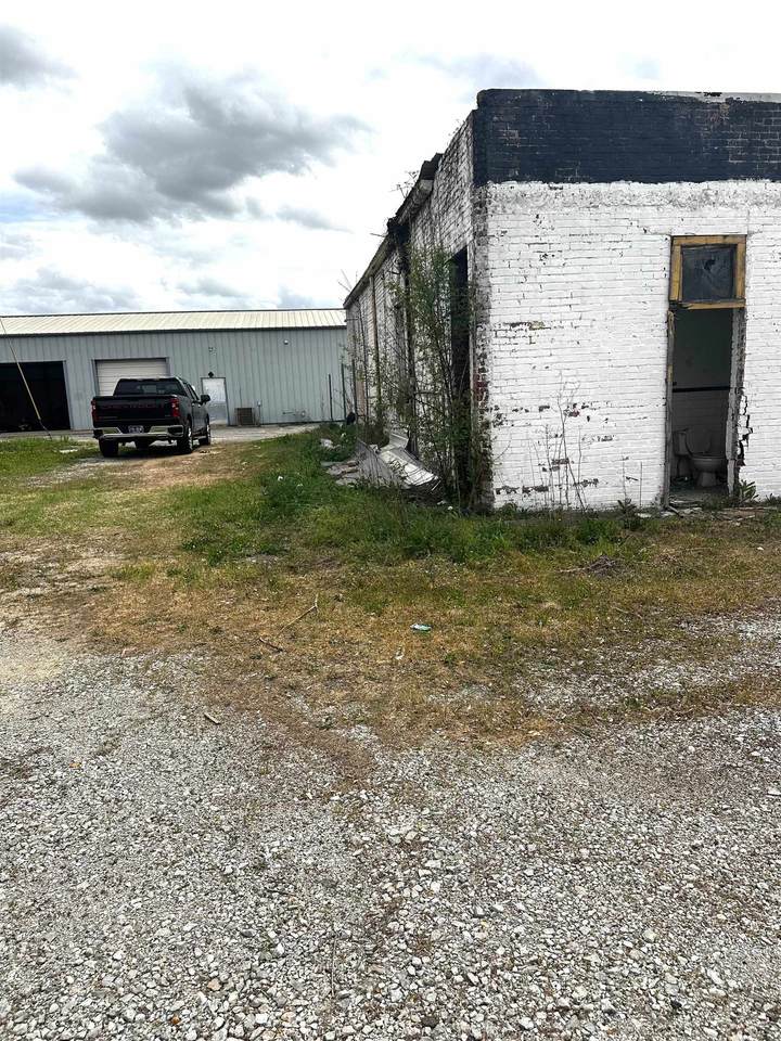 https://bt-photos.global.ssl.fastly.net/memphis/1280_boomver_1_10218374-2.jpg
