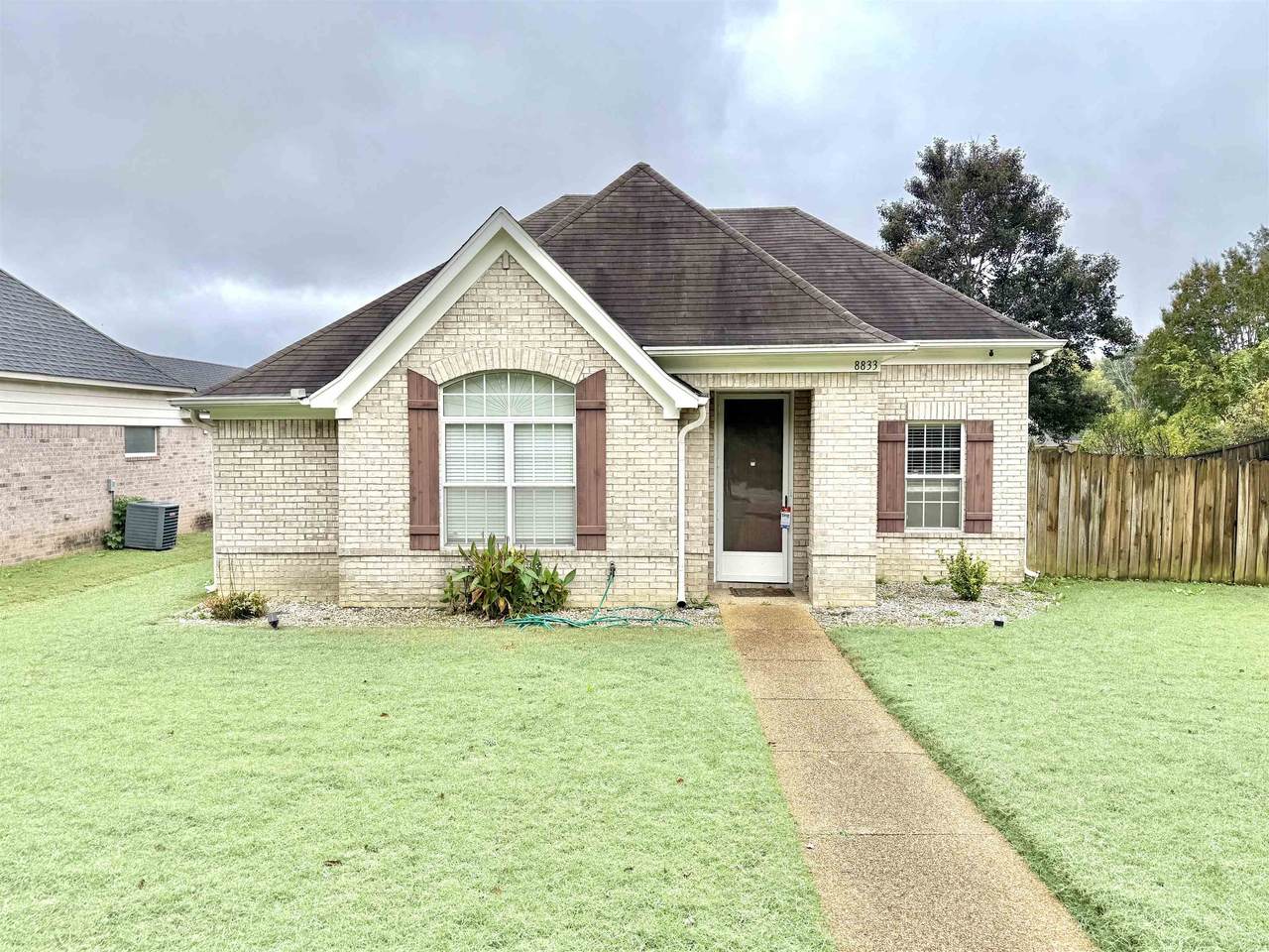https://bt-photos.global.ssl.fastly.net/memphis/1280_boomver_1_10218556-2.jpg