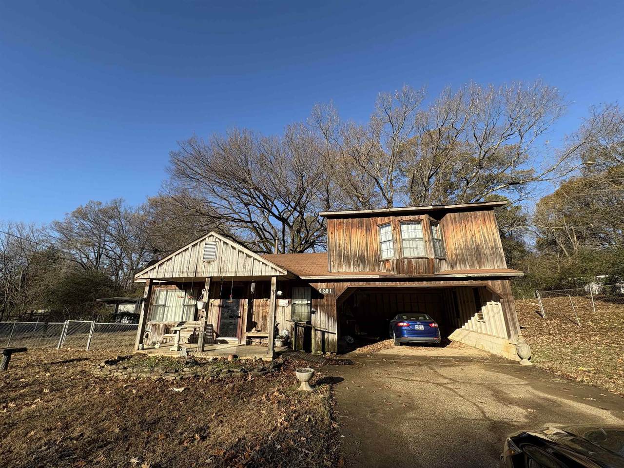 5091 Clinton Rd - Photo 1