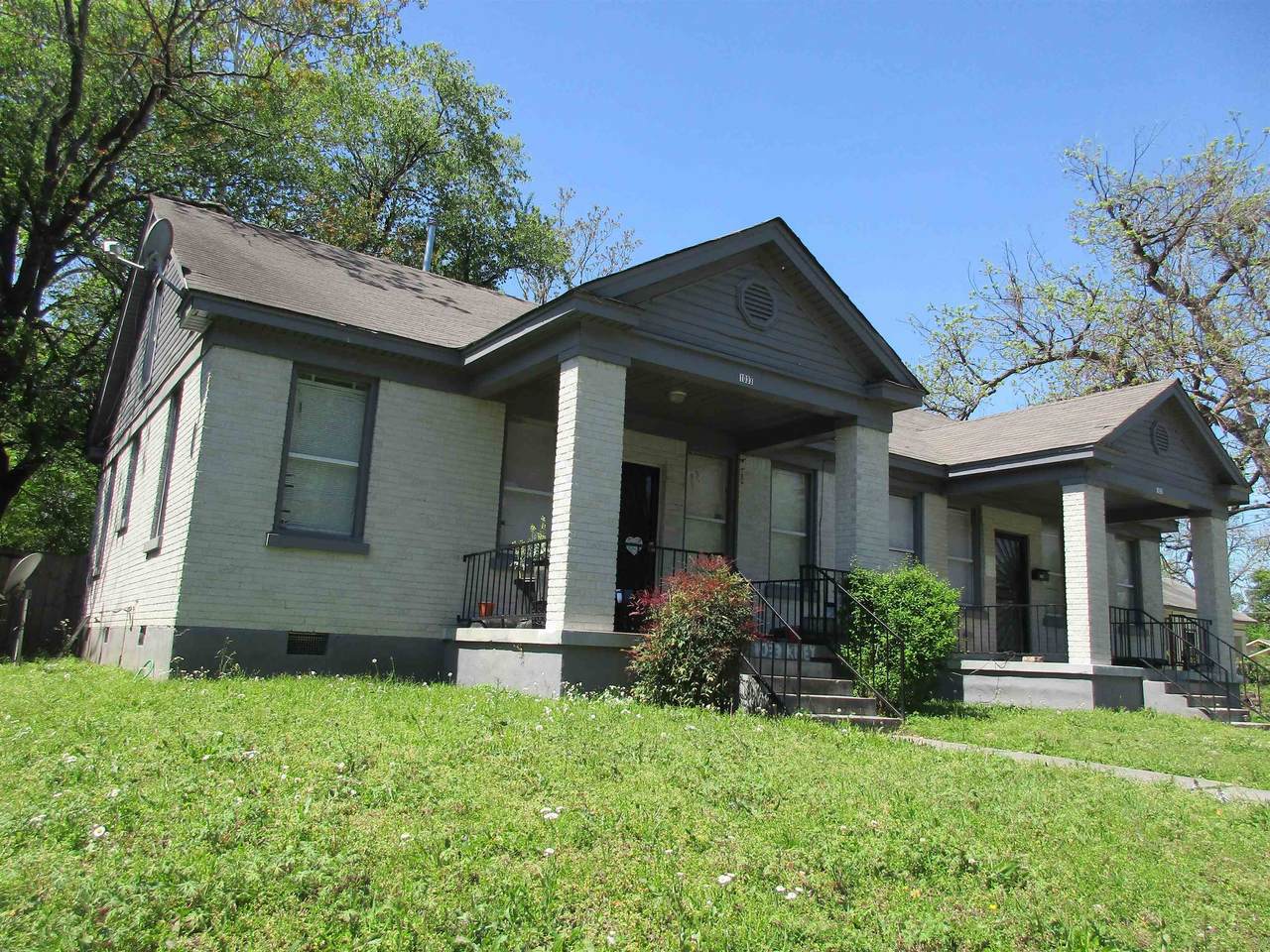 1033 Kney St - Photo 1