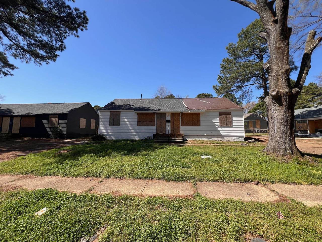 181 Hayden Dr - Photo 1