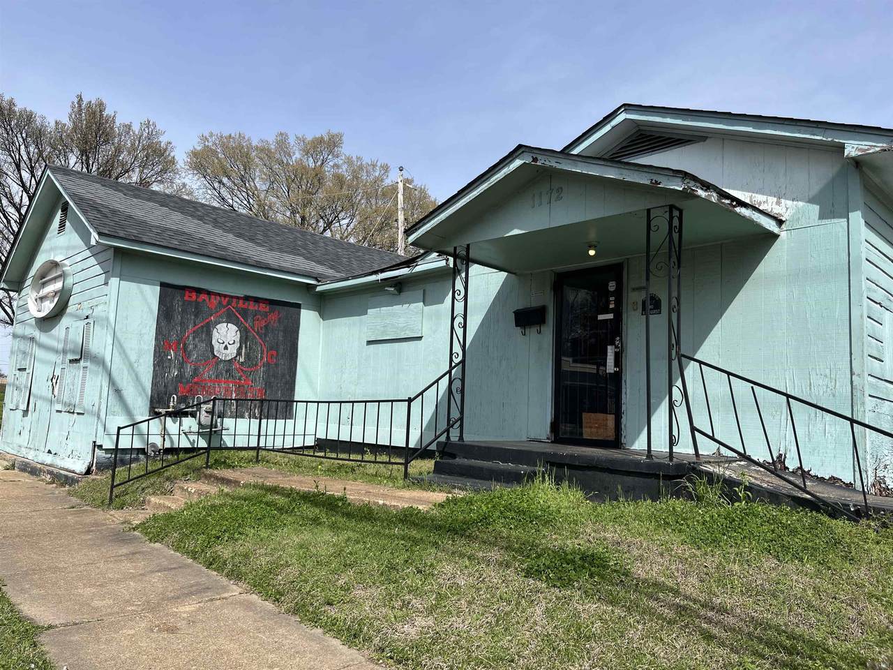1172 Hollywood St - Photo 1