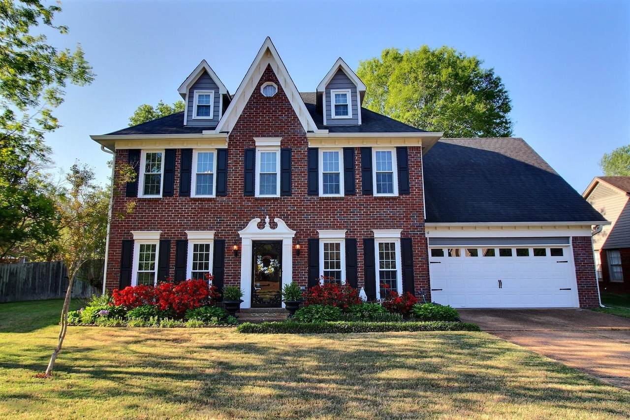 573 Merriweather Dr - Photo 1