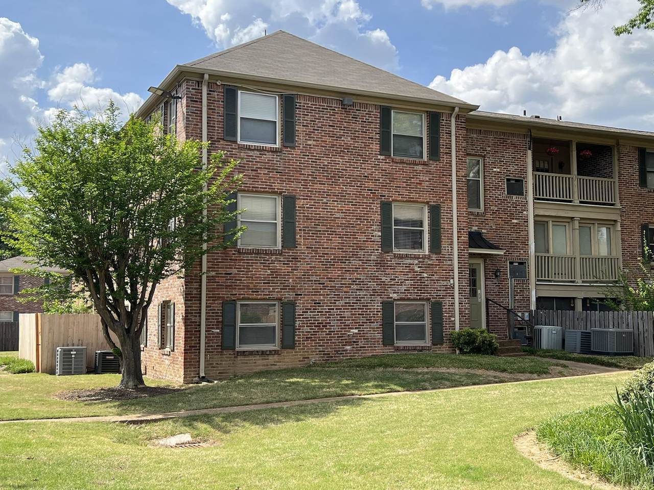 https://bt-photos.global.ssl.fastly.net/memphis/1280_boomver_1_10219008-2.jpg