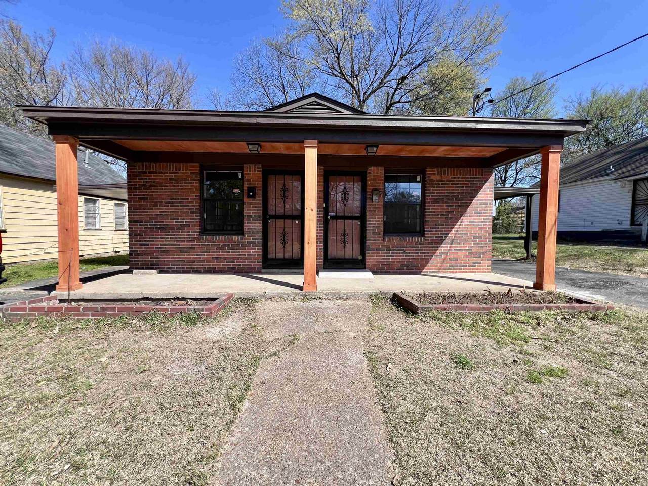 490 Belt Line St - Photo 1