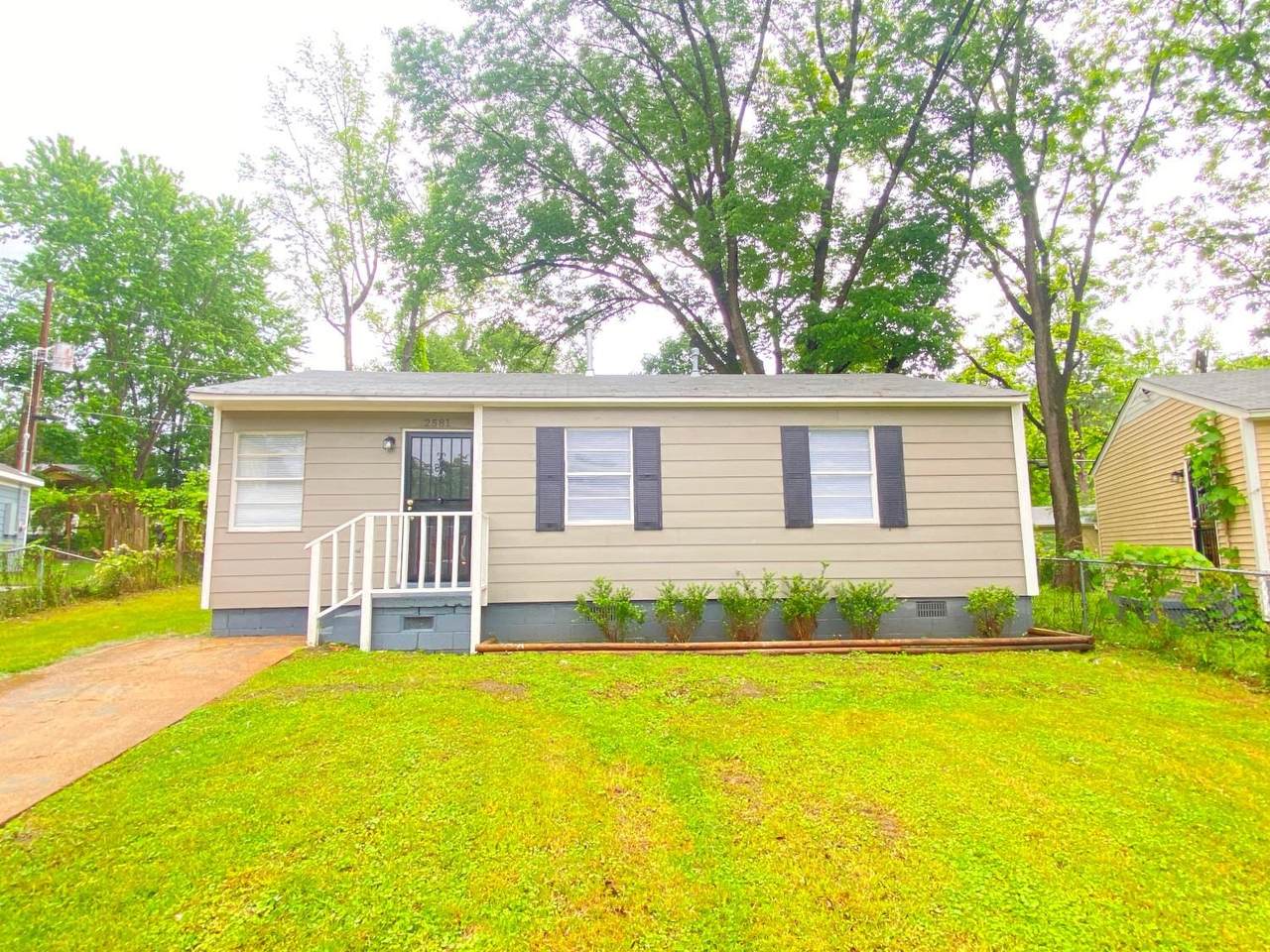 2581 Callie Rd - Photo 1