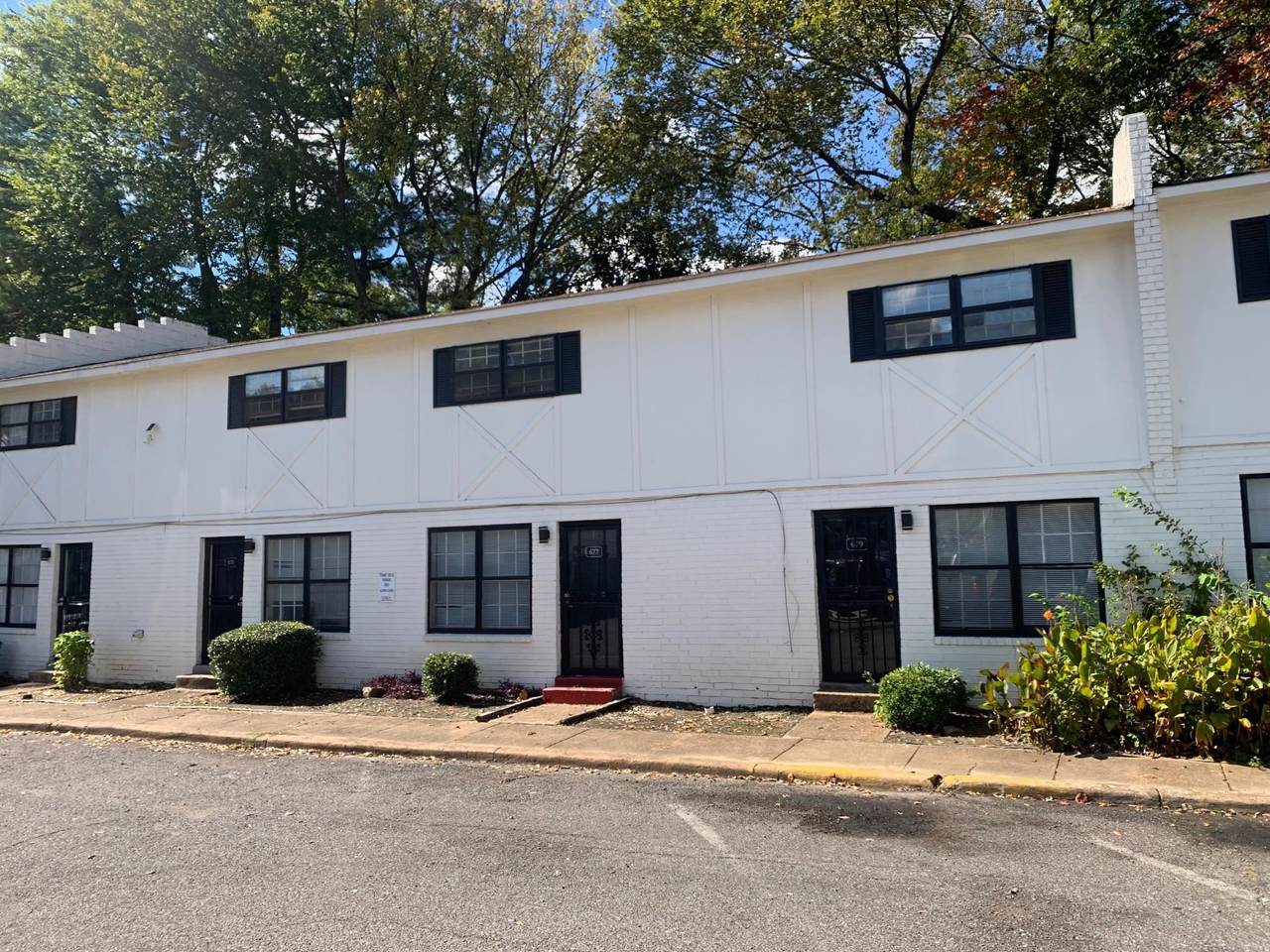 675 Miles Dr - Photo 1