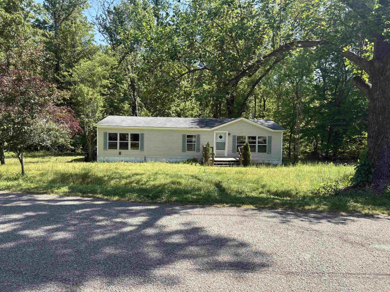 276 Hilldale Rd - Photo 1