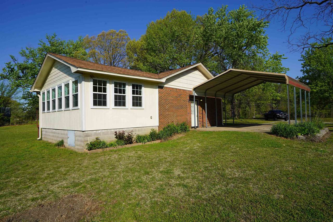 https://bt-photos.global.ssl.fastly.net/memphis/1280_boomver_1_10220206-2.jpg
