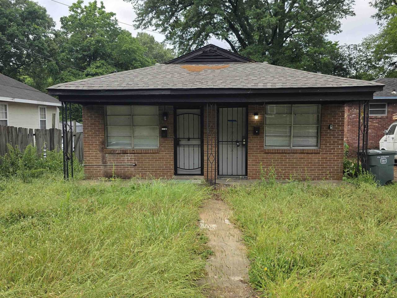 2859 Nathan Ave - Photo 1