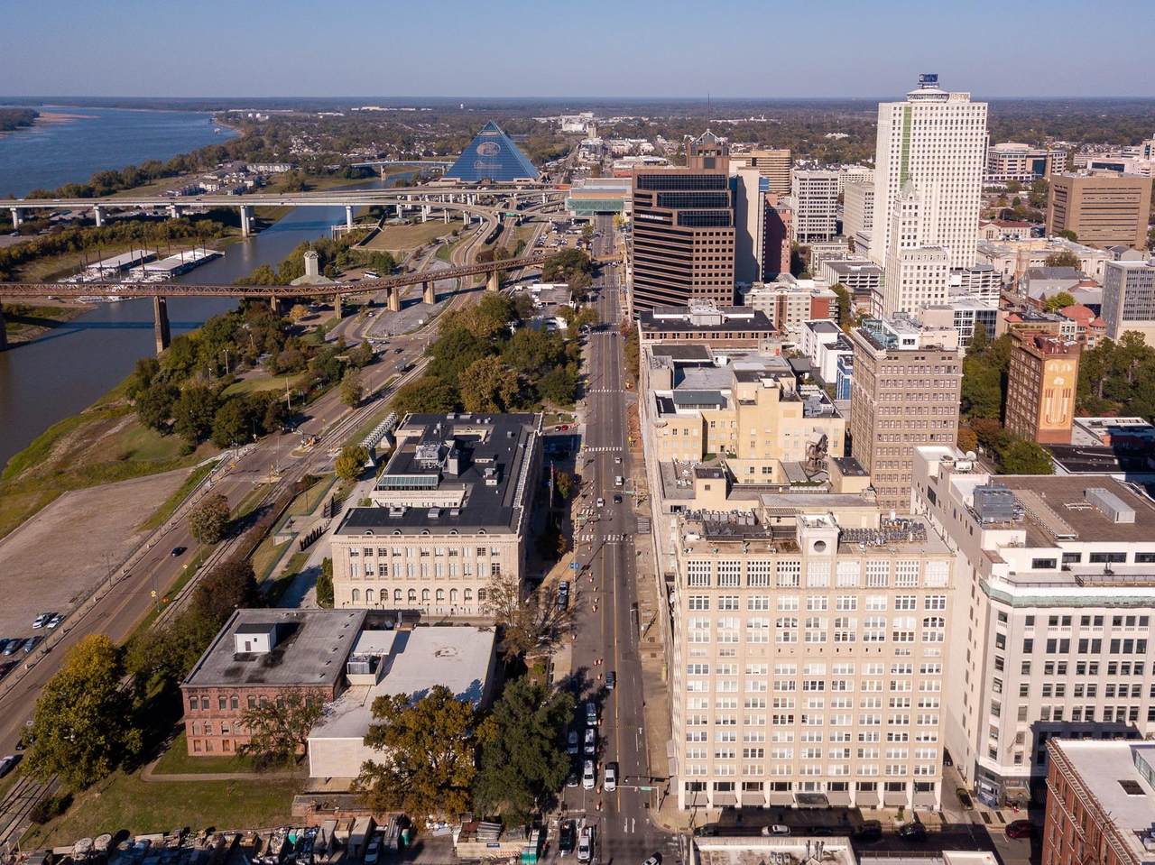 https://bt-photos.global.ssl.fastly.net/memphis/1280_boomver_1_10220462-2.jpg