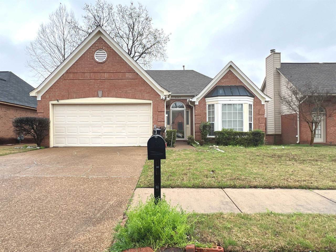 9347 Garden Woods Dr - Photo 1