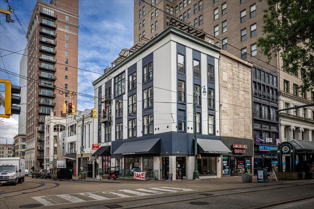 107 Madison Ave - Photo 1
