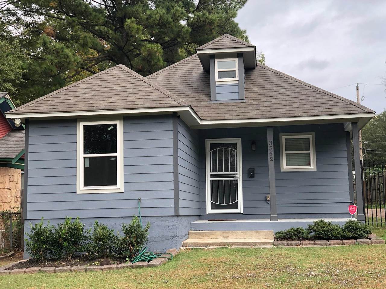 3542 Douglass Ave - Photo 1