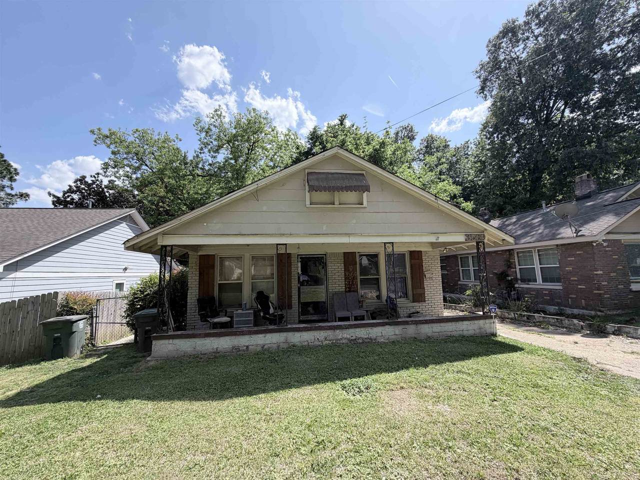3569 Douglass Ave - Photo 1