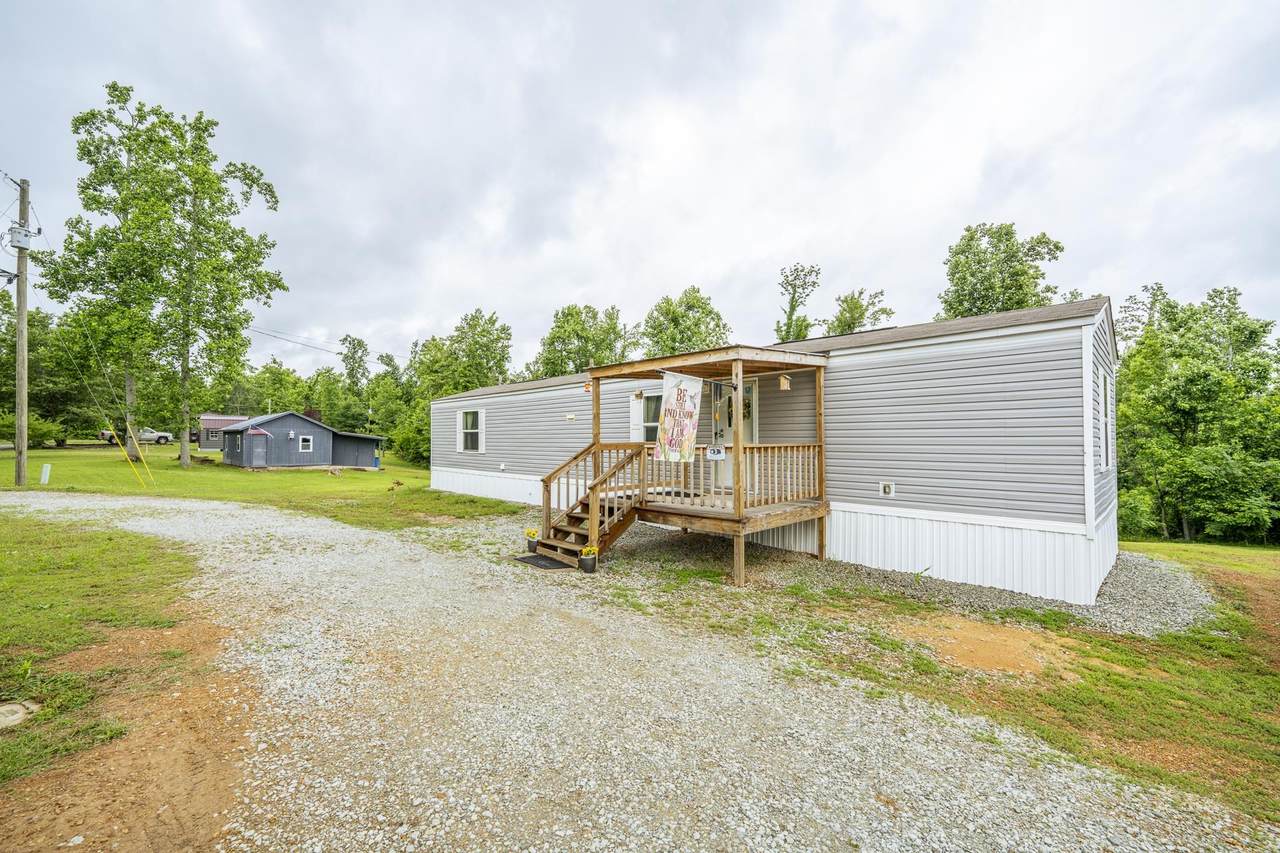 3275 Glendale Rd - Photo 1