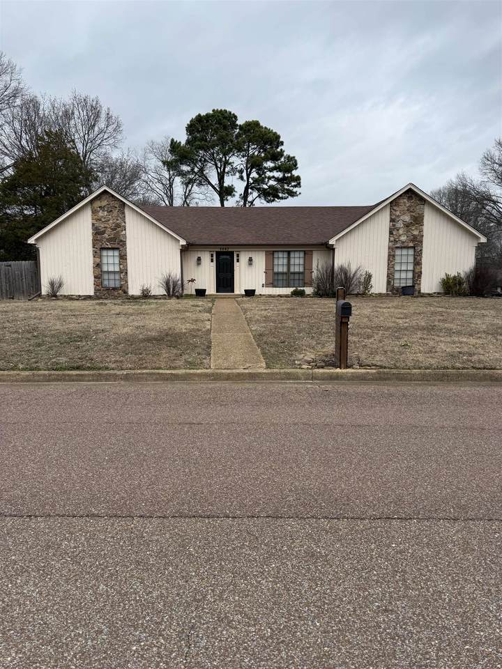 8442 Farrah Ln - Photo 1