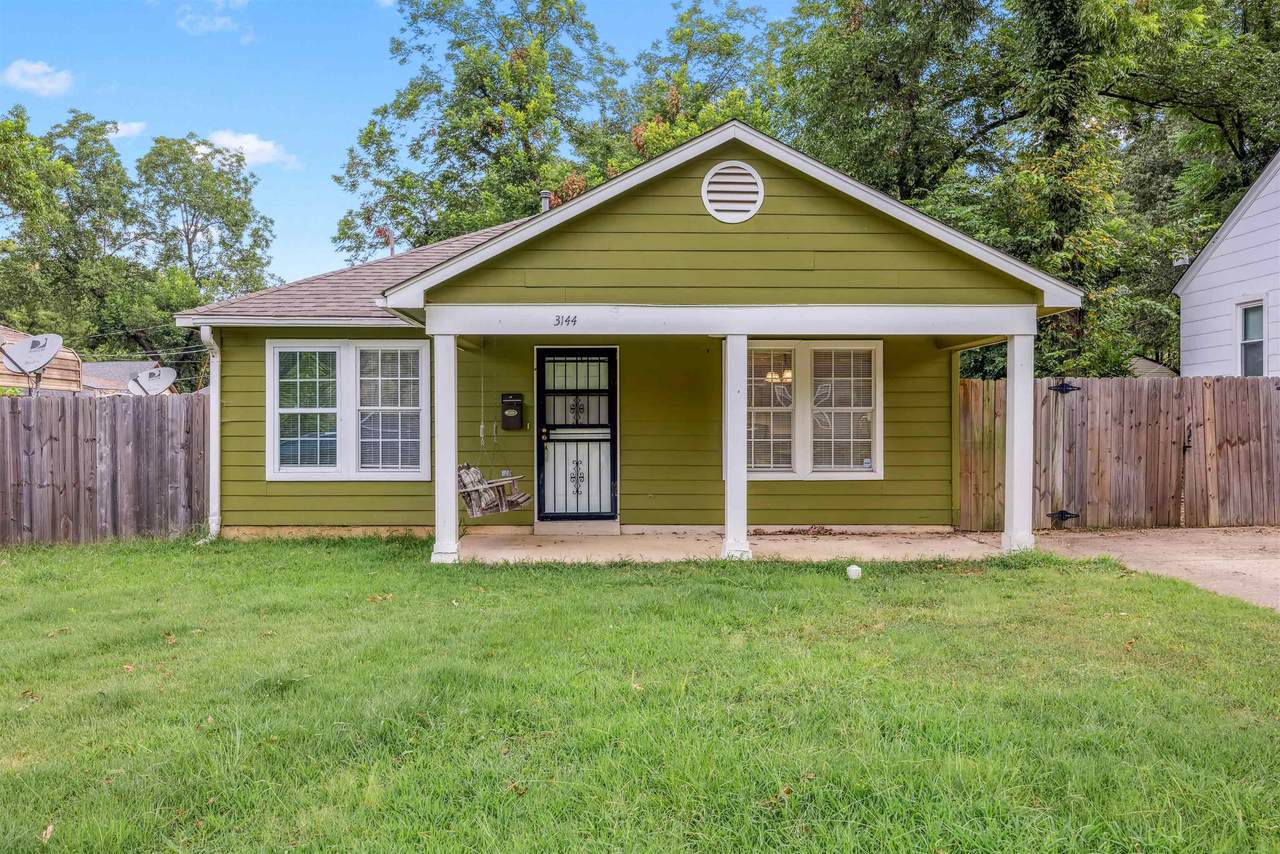 3144 Hopkins Ave - Photo 1