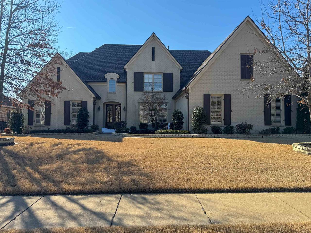 713 Briston Ln - Photo 1