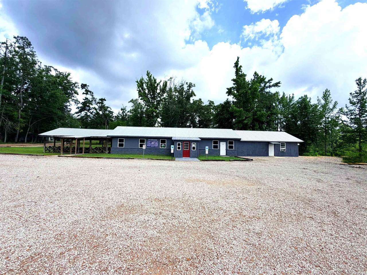 https://bt-photos.global.ssl.fastly.net/memphis/1280_boomver_1_10223353-2.jpg