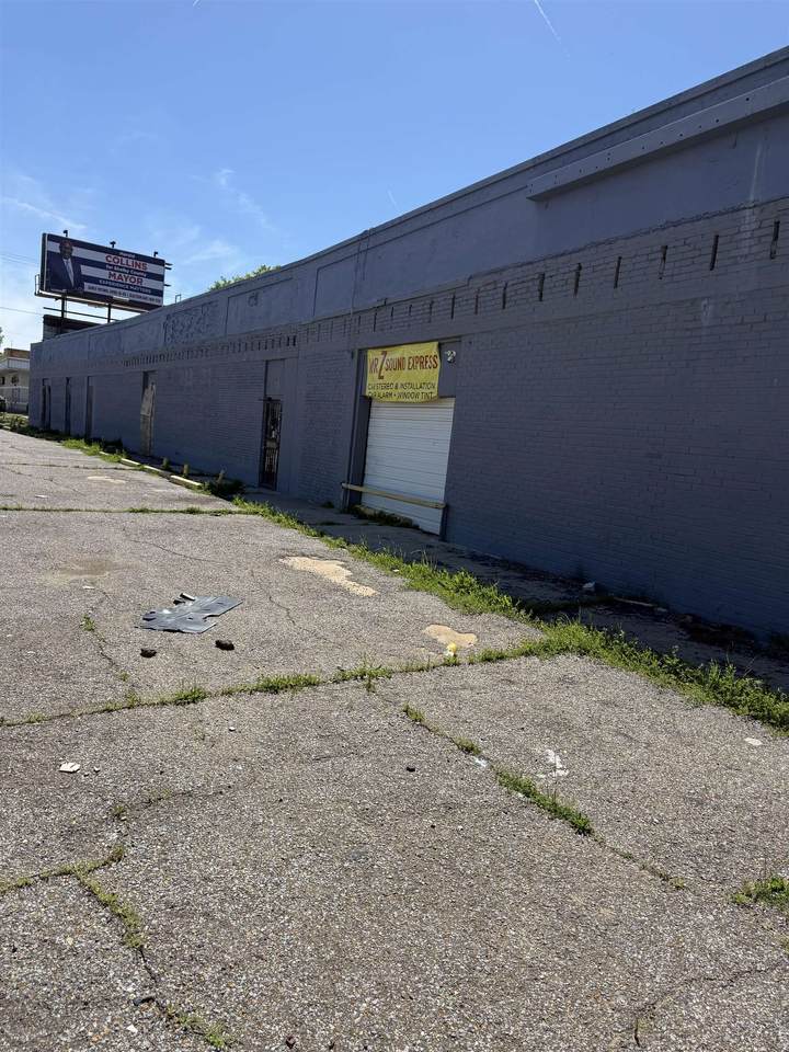 3173 HWY 61 S Third St. Ave - Photo 1