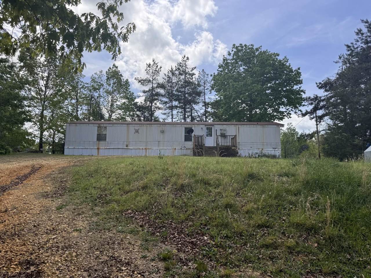 185 Lucy Loop - Photo 1