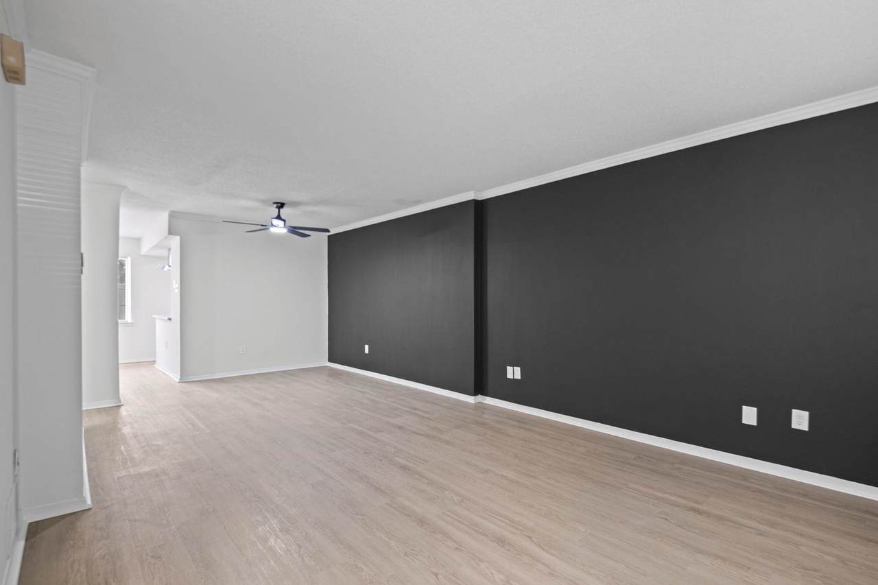 508 Peabody Sq - Photo 1