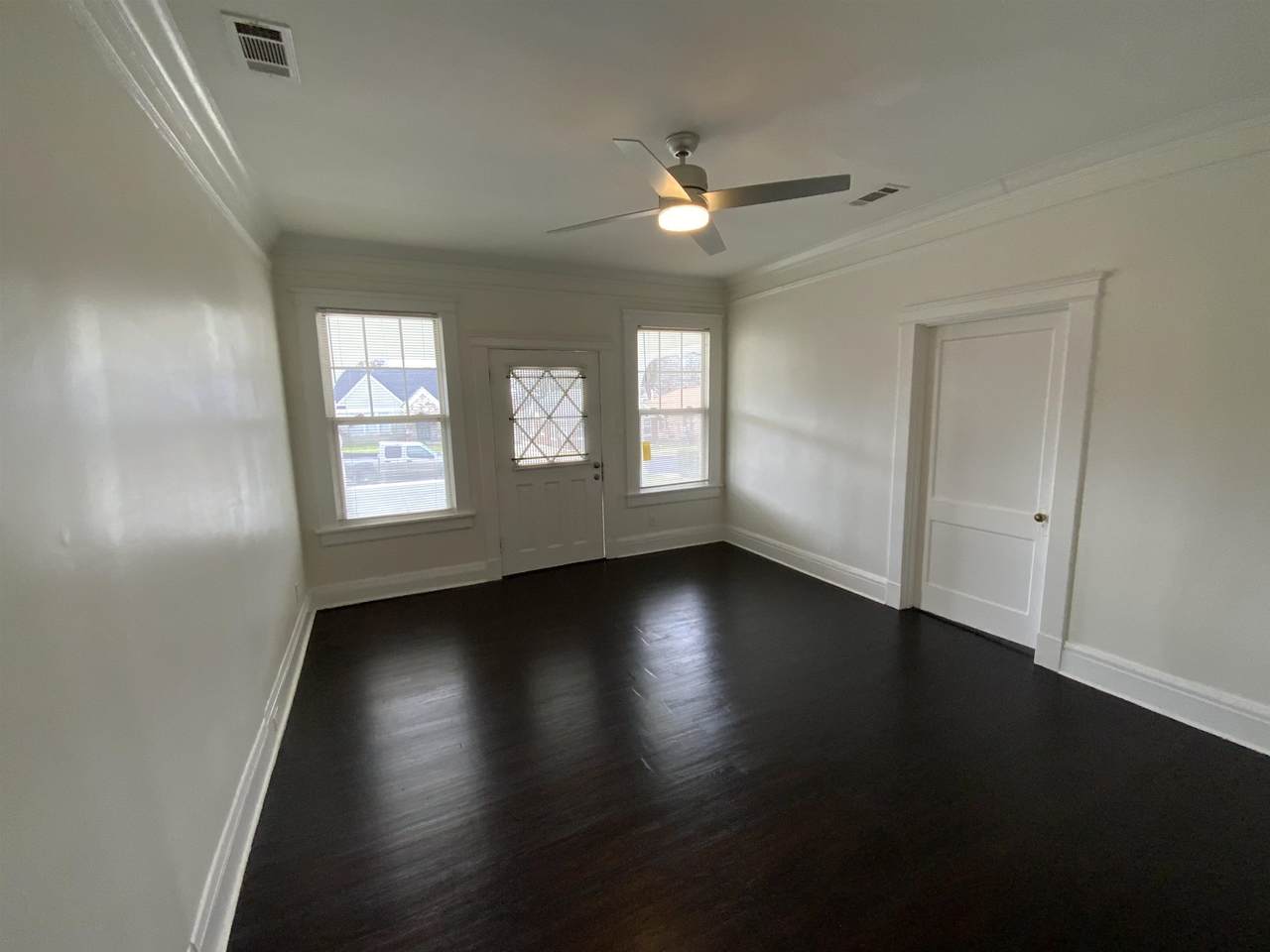 https://bt-photos.global.ssl.fastly.net/memphis/1280_boomver_1_10223953-2.jpg