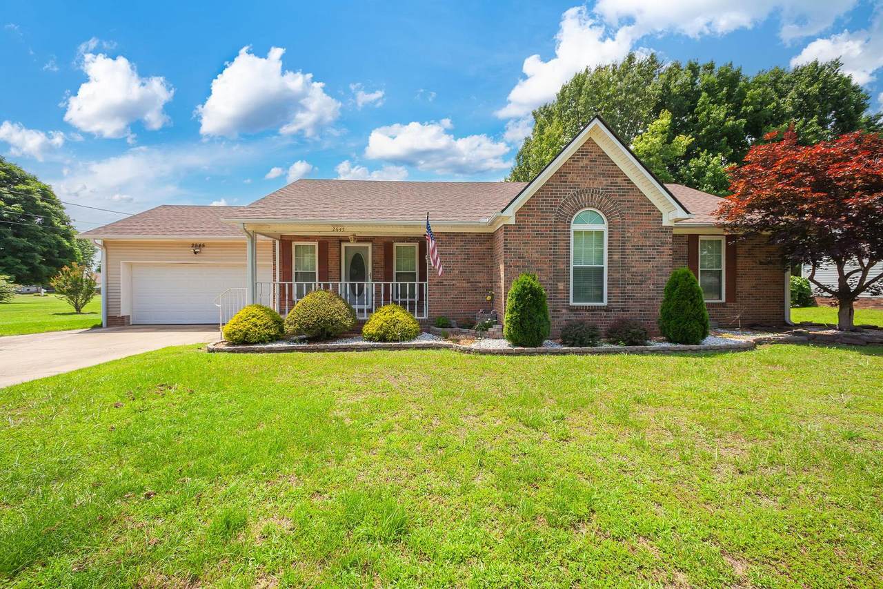 2645 Clifton Dr - Photo 1