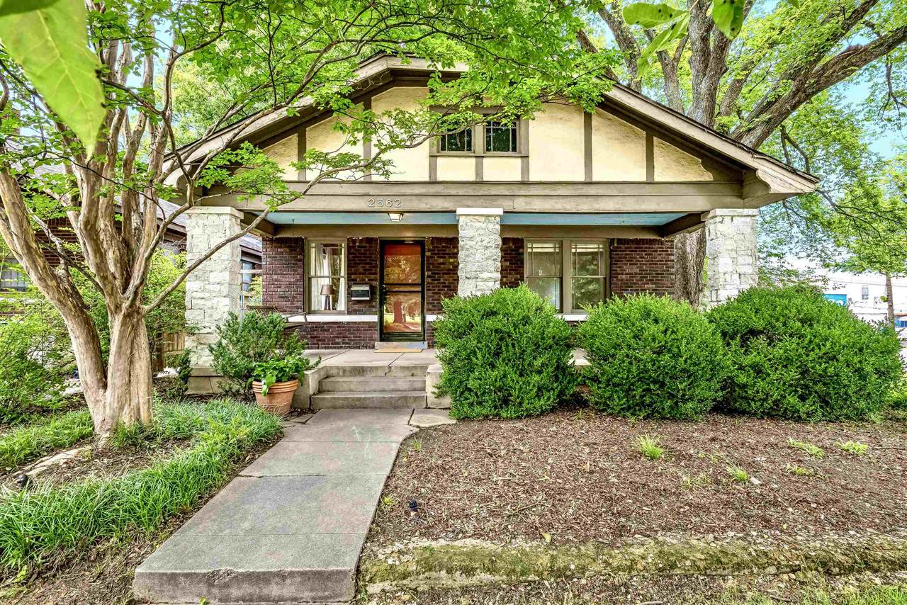 2562 Sam Cooper Blvd - Photo 1