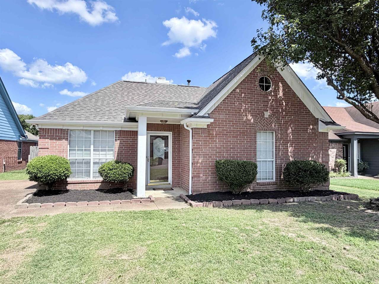 3810 Walden Meadow Dr - Photo 1