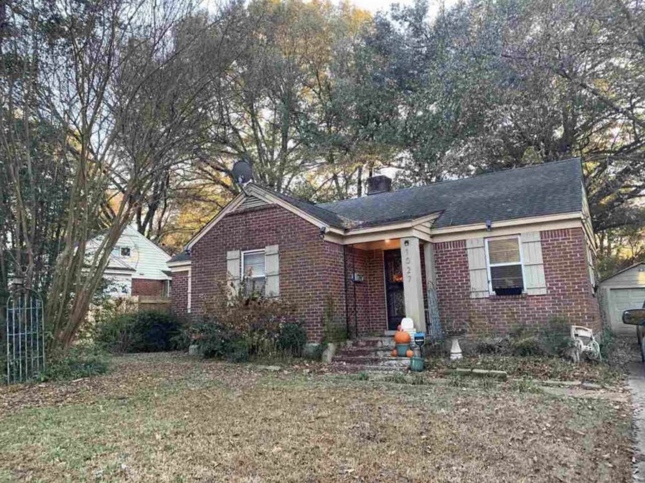 1027 Waring Rd - Photo 1