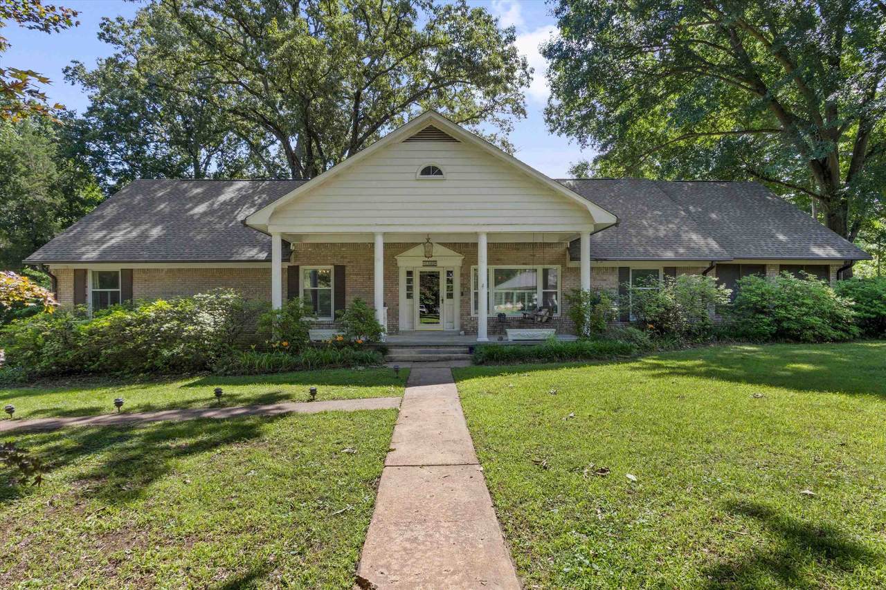 2532 Hawthorne Rd - Photo 1