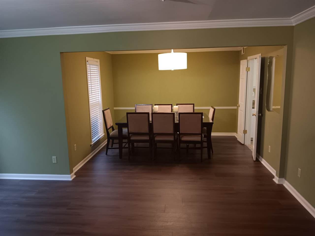 https://bt-photos.global.ssl.fastly.net/memphis/1280_boomver_1_10224332-2.jpg