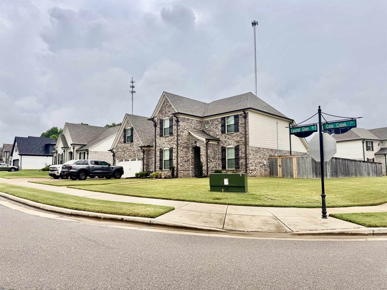 195 Laurel Glen Dr - Photo 1