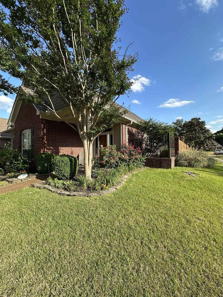 4439 Stone Park Blvd - Photo 1