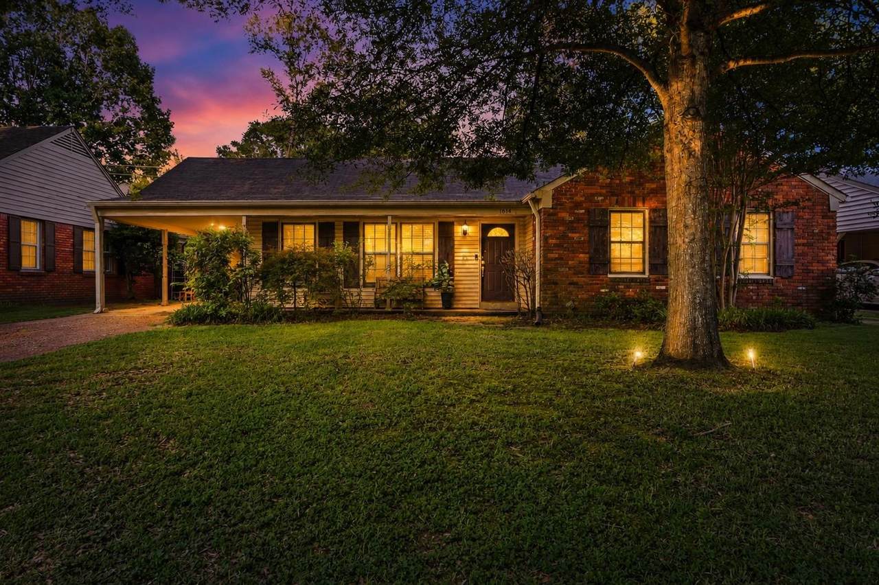 1614 Sterling Dr - Photo 1