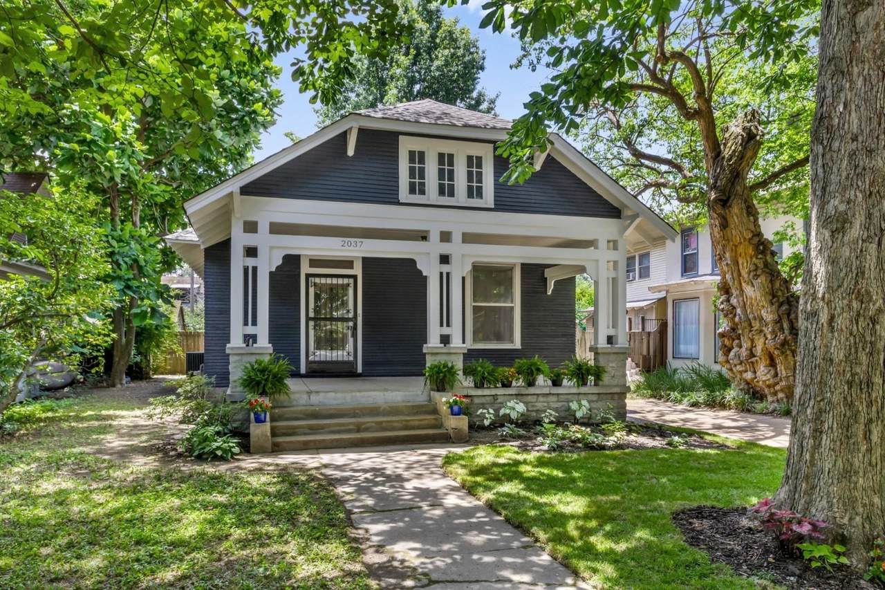 2037 Nelson Ave - Photo 1