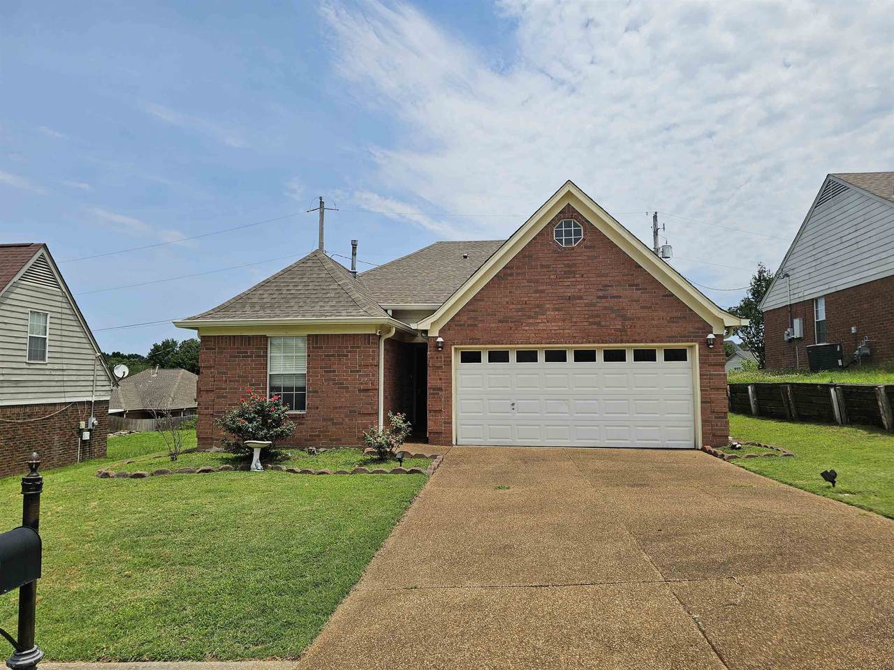 2210 Stone Stream Dr - Photo 1