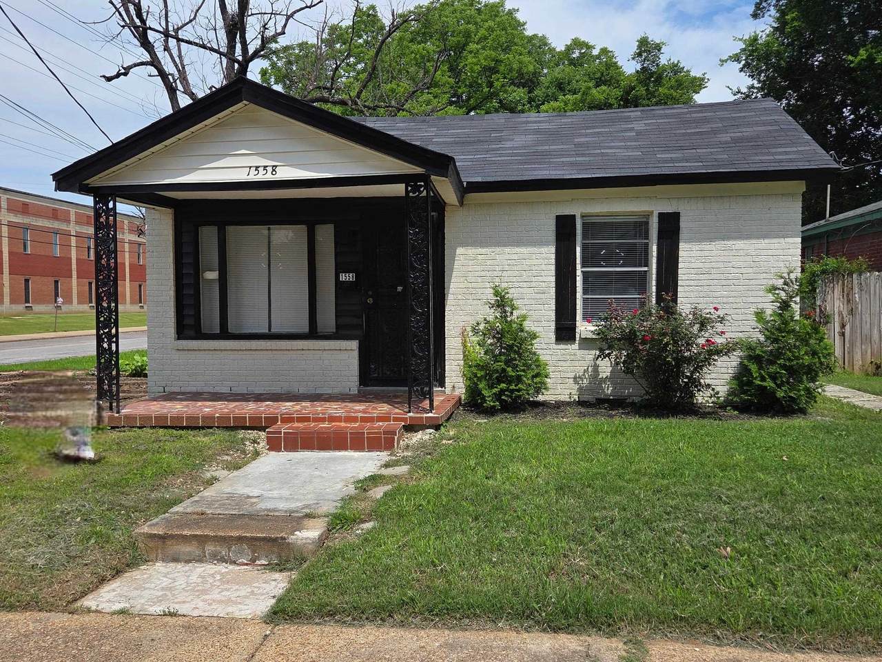 1558 Tayner St - Photo 1