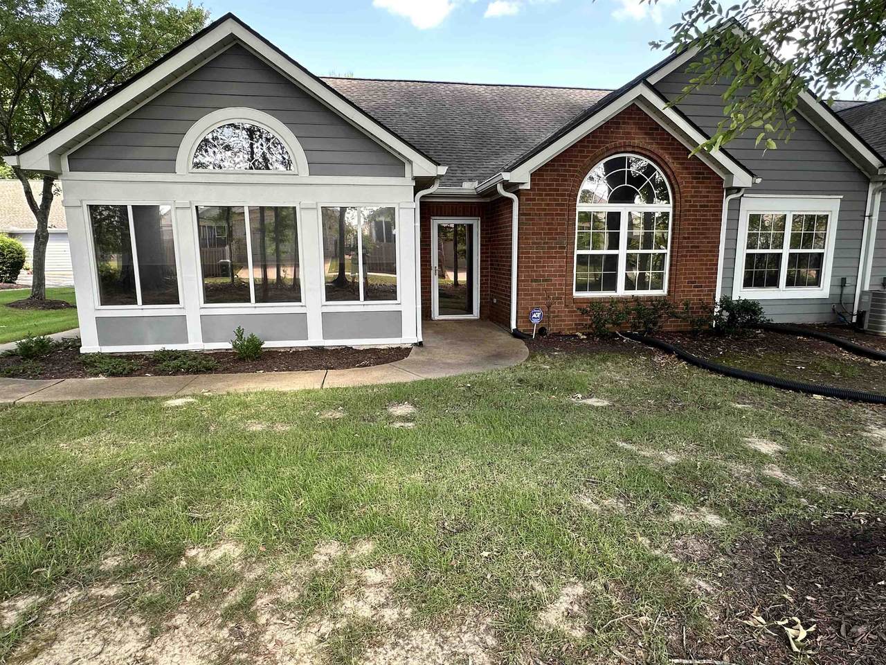 1153 Oak Timber Cir - Photo 1