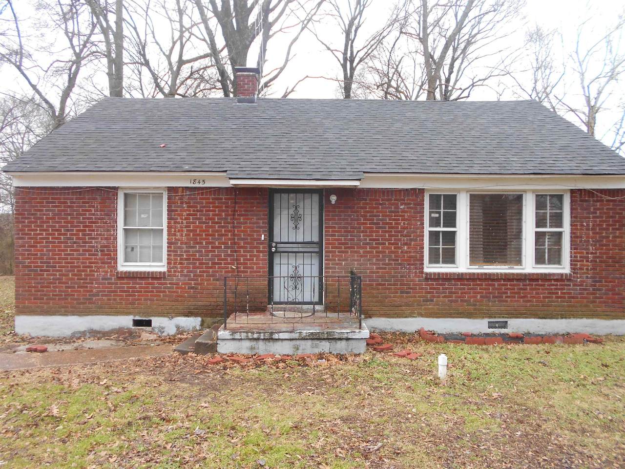 1845 Dupont Ave - Photo 1
