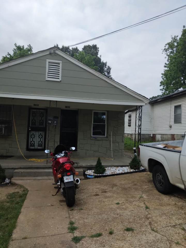1383 Gold Ave - Photo 1