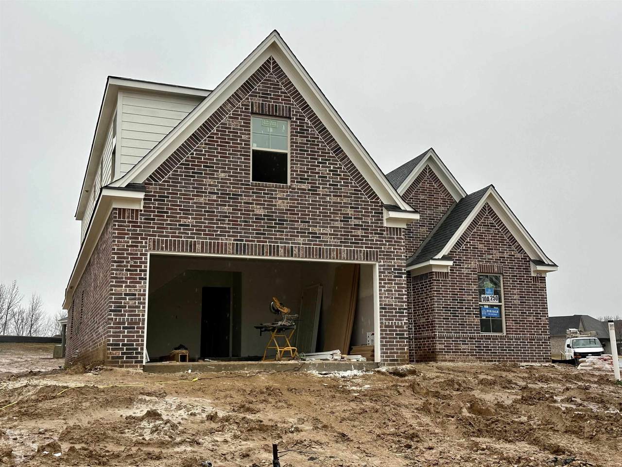 250 St Andrews Dr - Photo 1