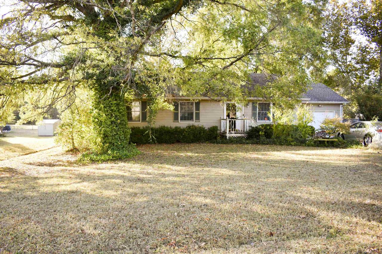 126 Beinville St - Photo 1
