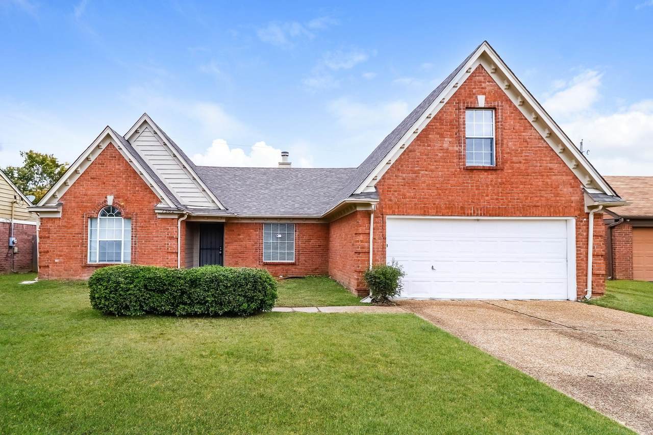 7562 Bridelwreath Dr - Photo 1