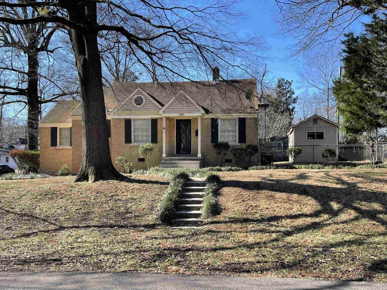 885 Echles Ln - Photo 1