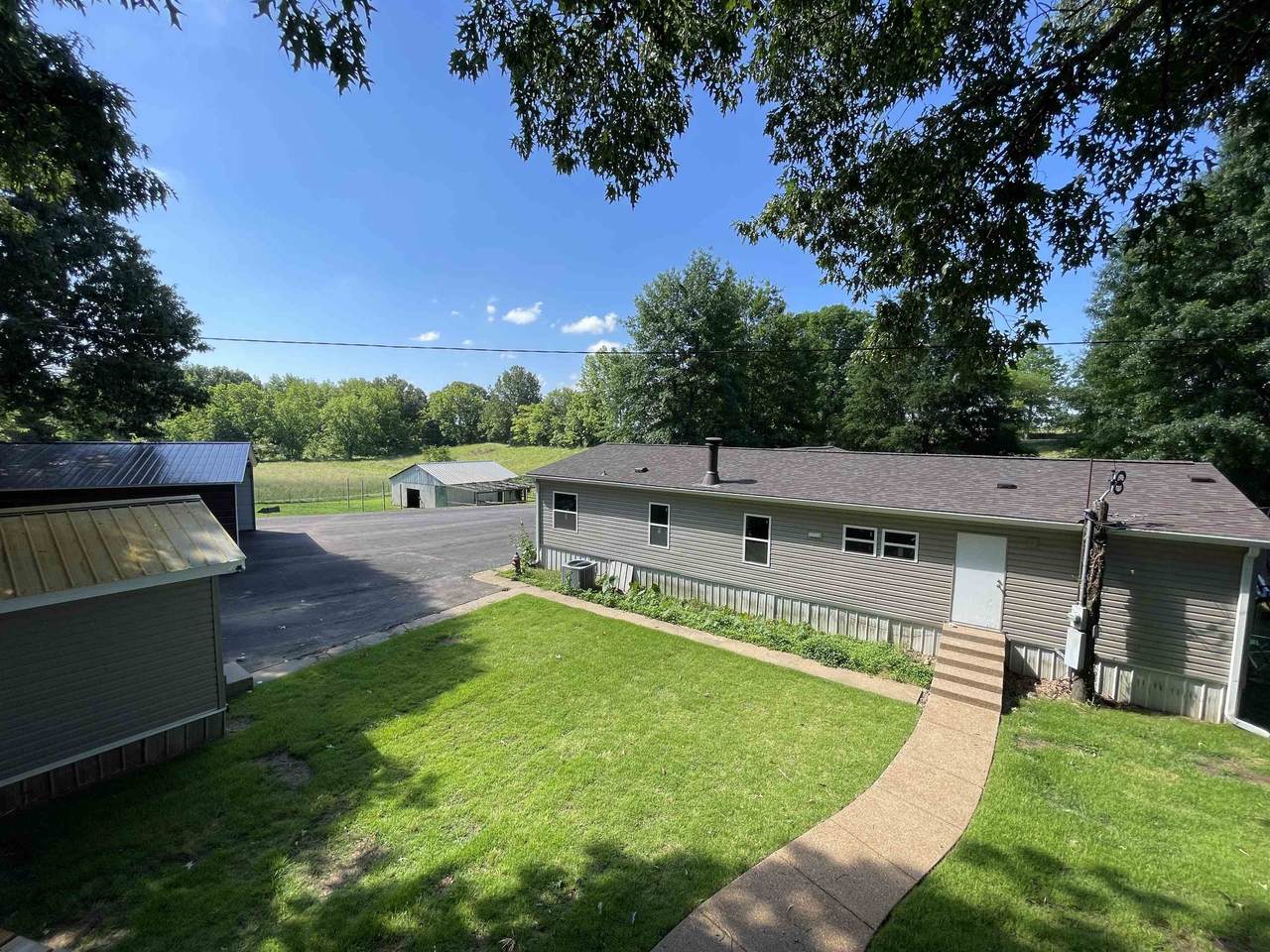 1620 Hazel Grove Rd - Photo 1